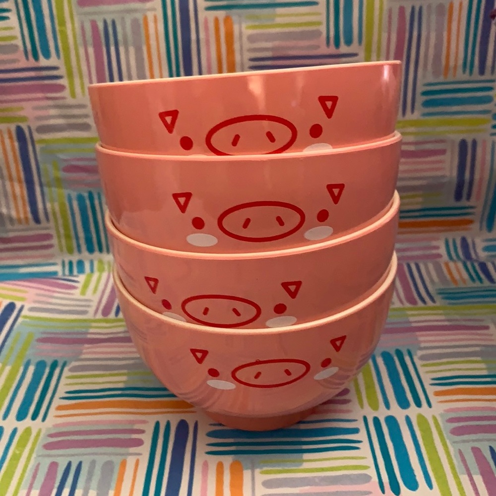 Pink pig print lacquered japan bowl - Picture 1 of 3